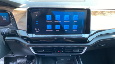 2024 Volkswagen Atlas 2.0T SE