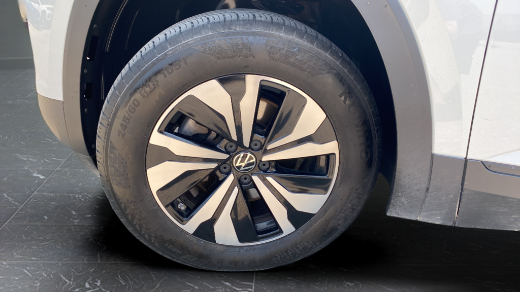 2024 Volkswagen Atlas 2.0T SE