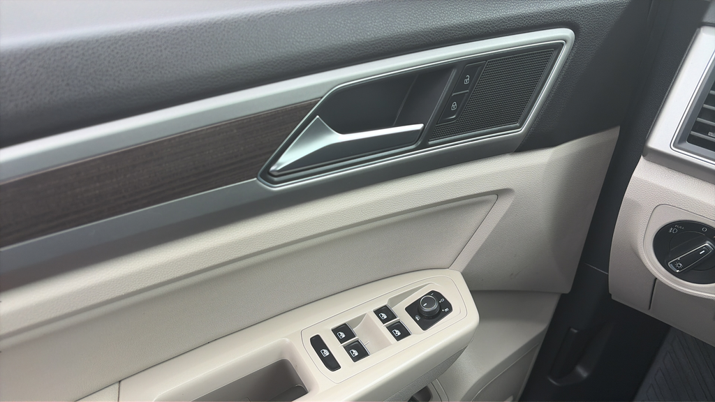 2019 Volkswagen Atlas 3.6L V6 SE w/Technology