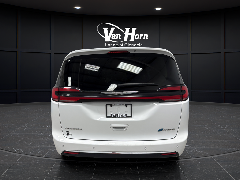 2023 Chrysler Pacifica Hybrid Touring L