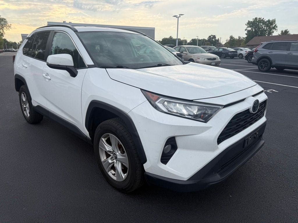2020 Toyota RAV4 XLE