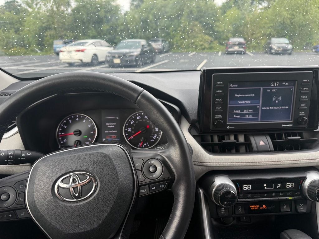 2020 Toyota RAV4 XLE