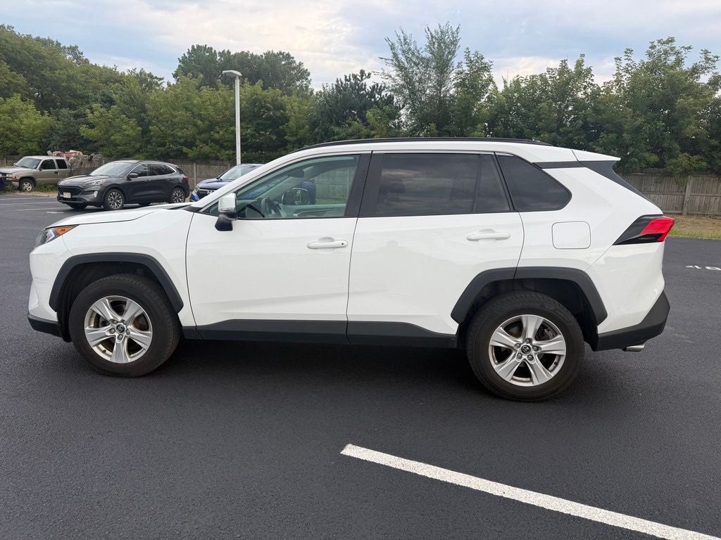 2020 Toyota RAV4 XLE