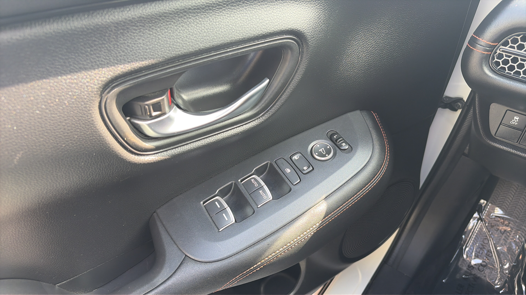 2024 Honda HR-V Sport w/o BSI