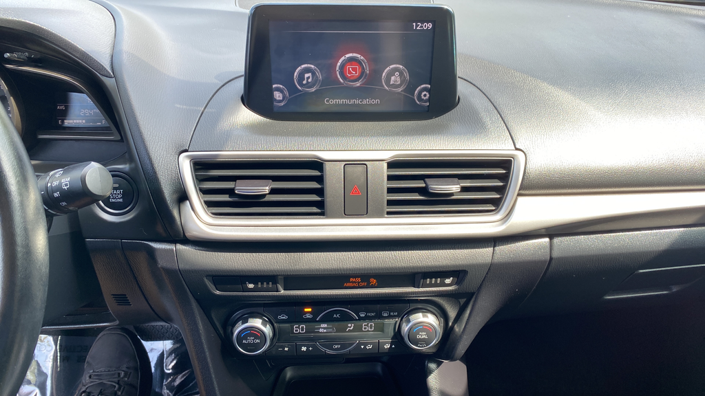 2018 Mazda Mazda3 Touring