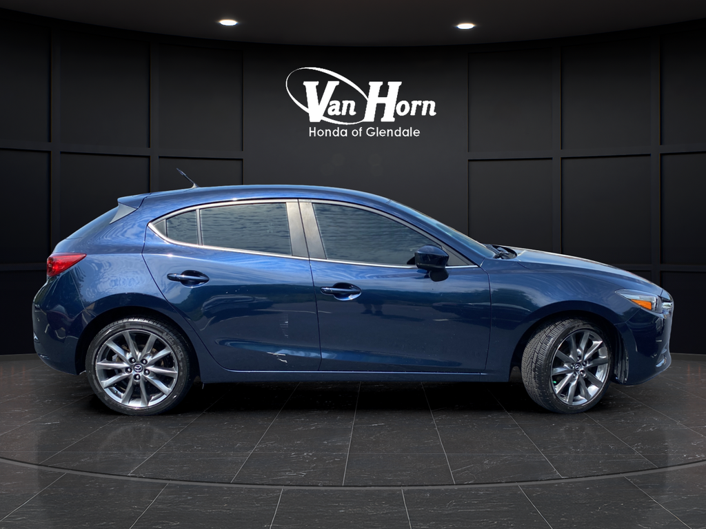 2018 Mazda Mazda3 Touring