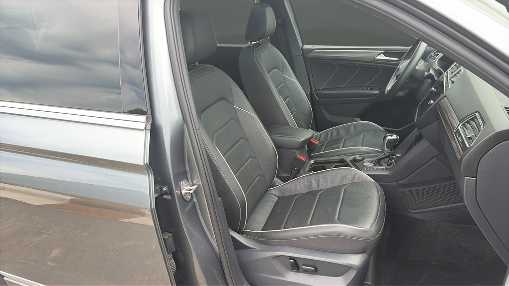 2023 Volkswagen Tiguan 2.0T SEL R-Line