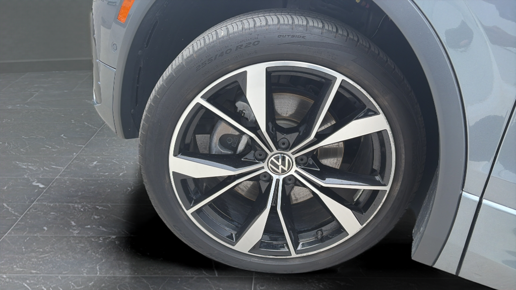 2023 Volkswagen Tiguan 2.0T SEL R-Line