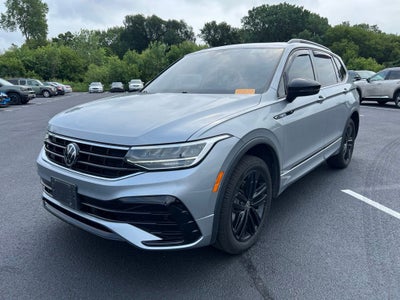 2022 Volkswagen Tiguan 2.0T SE R-Line Black