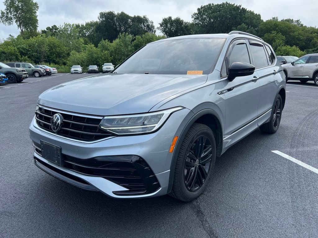 2022 Volkswagen Tiguan 2.0T SE R-Line Black