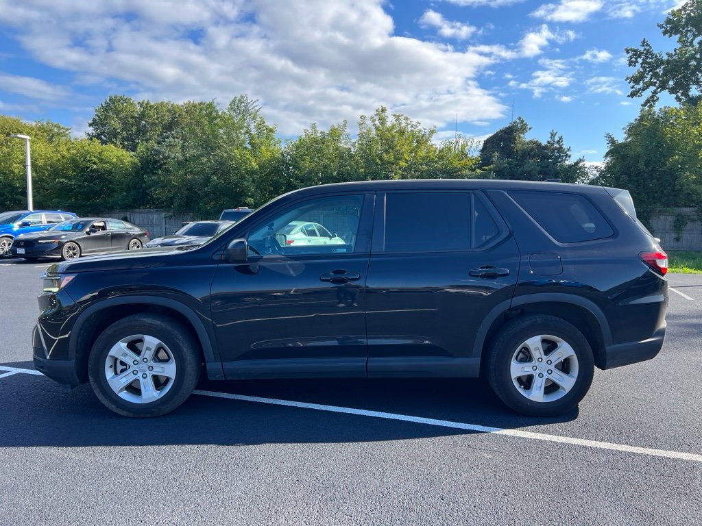 2023 Honda Pilot LX