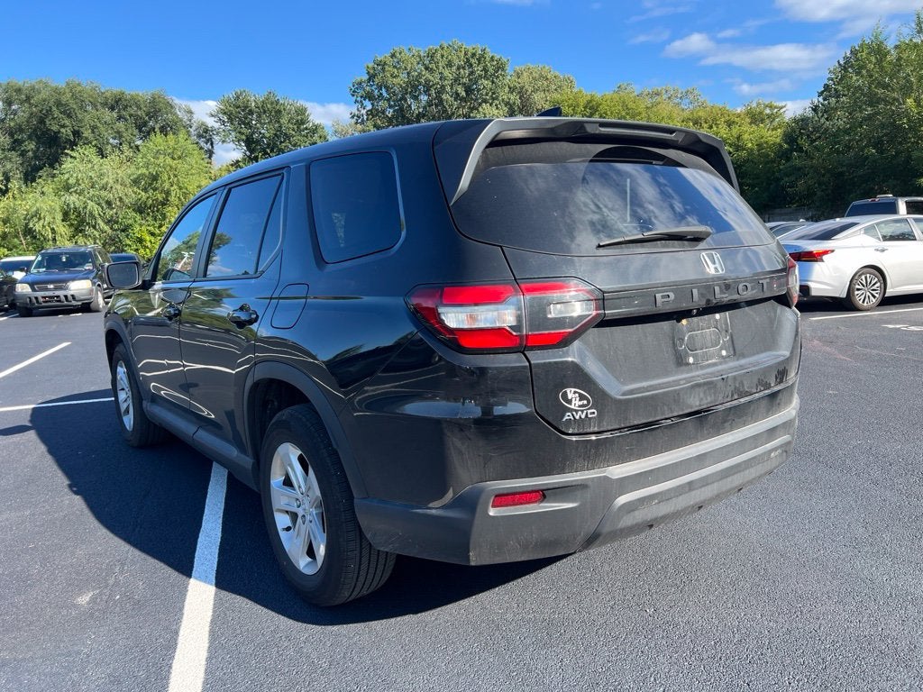 2023 Honda Pilot LX