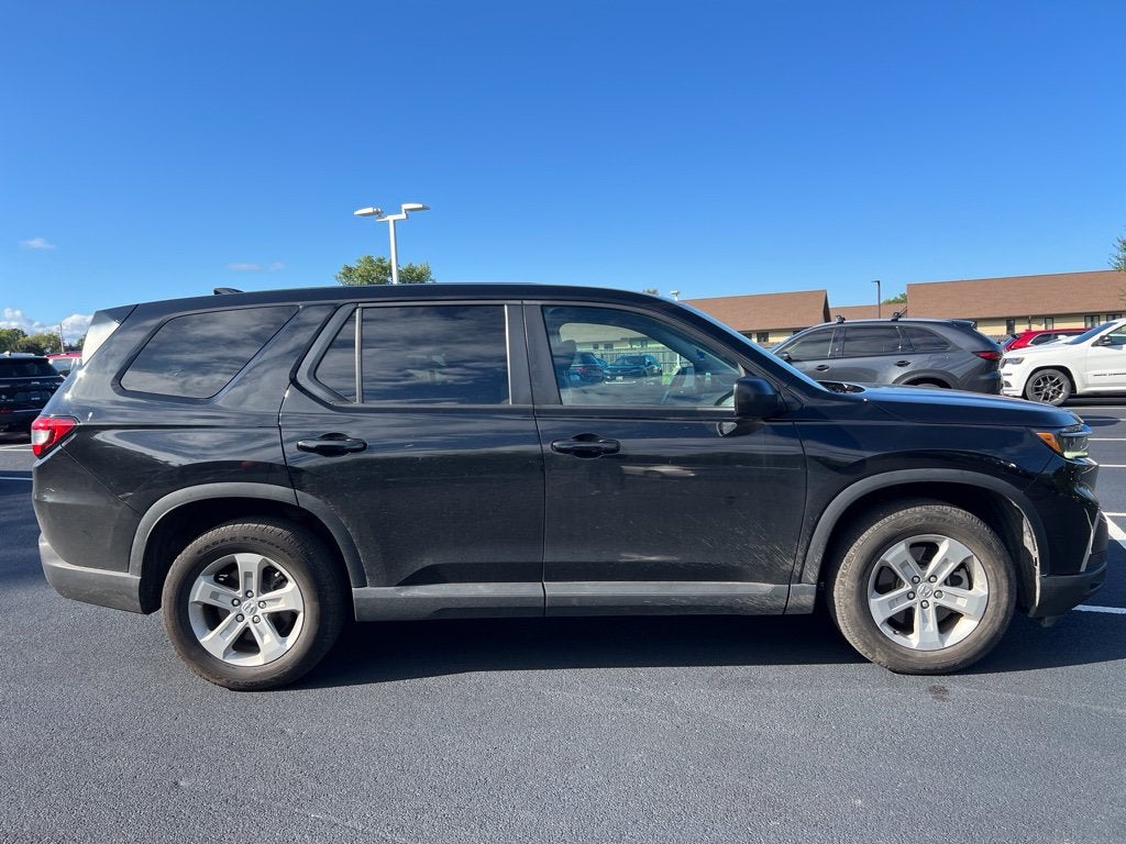 2023 Honda Pilot LX