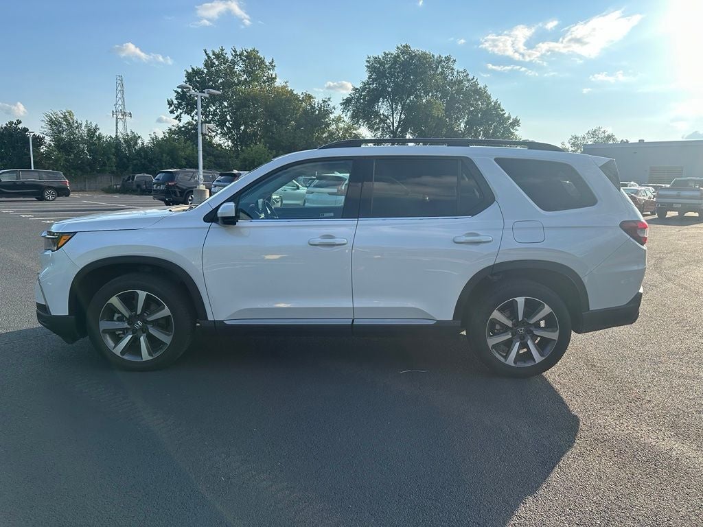 2025 Honda Pilot Touring