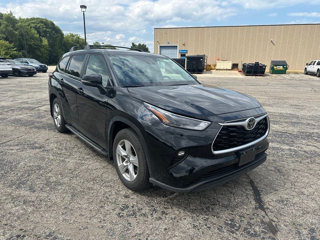 2024 Toyota Highlander LE
