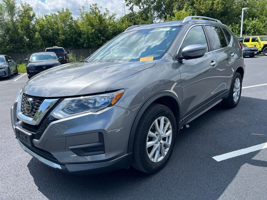 Used 2019 Nissan Rogue SV with VIN KNMAT2MV3KP557363 for sale in Glendale, WI
