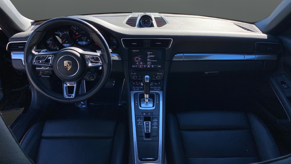 2018 Porsche 911 Carrera