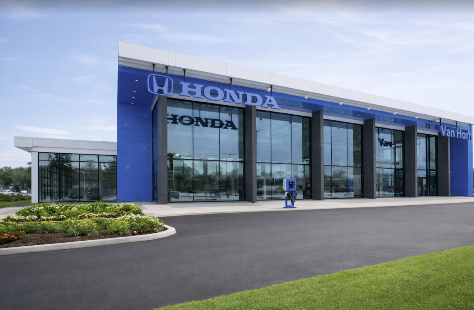 Equipo latino de Van Horn Honda of Glendale